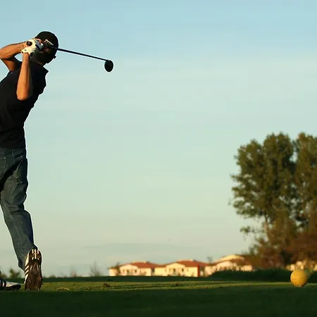 Maregolf Готель Каорле