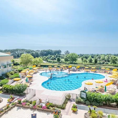 Готель Maregolf