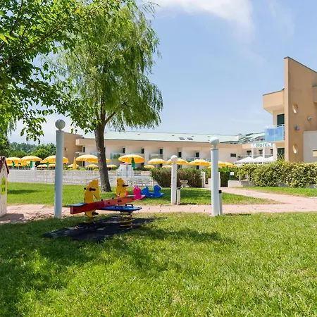Maregolf Готель Каорле
